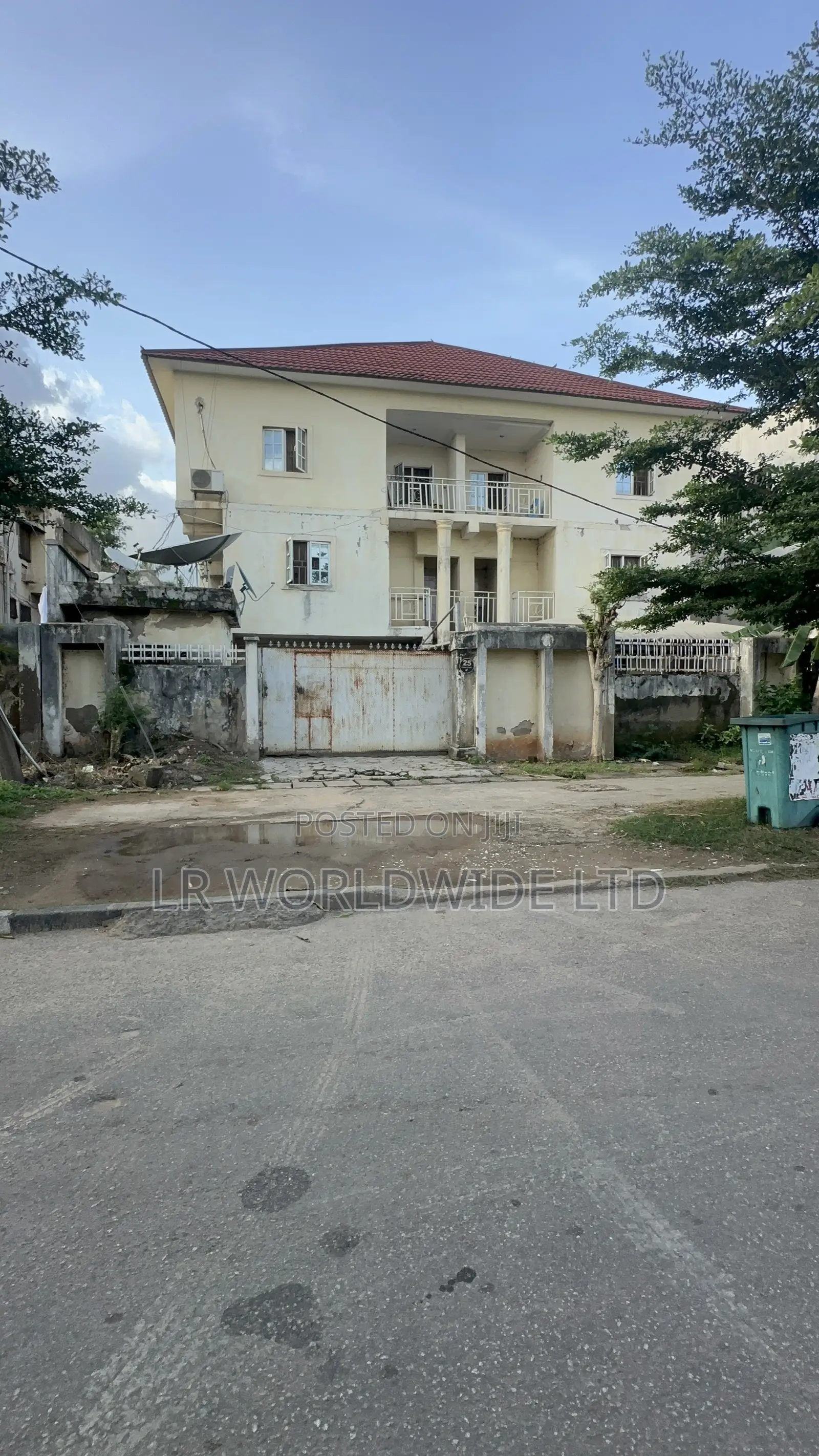 7bdrm Duplex in Garki for sale in Garki