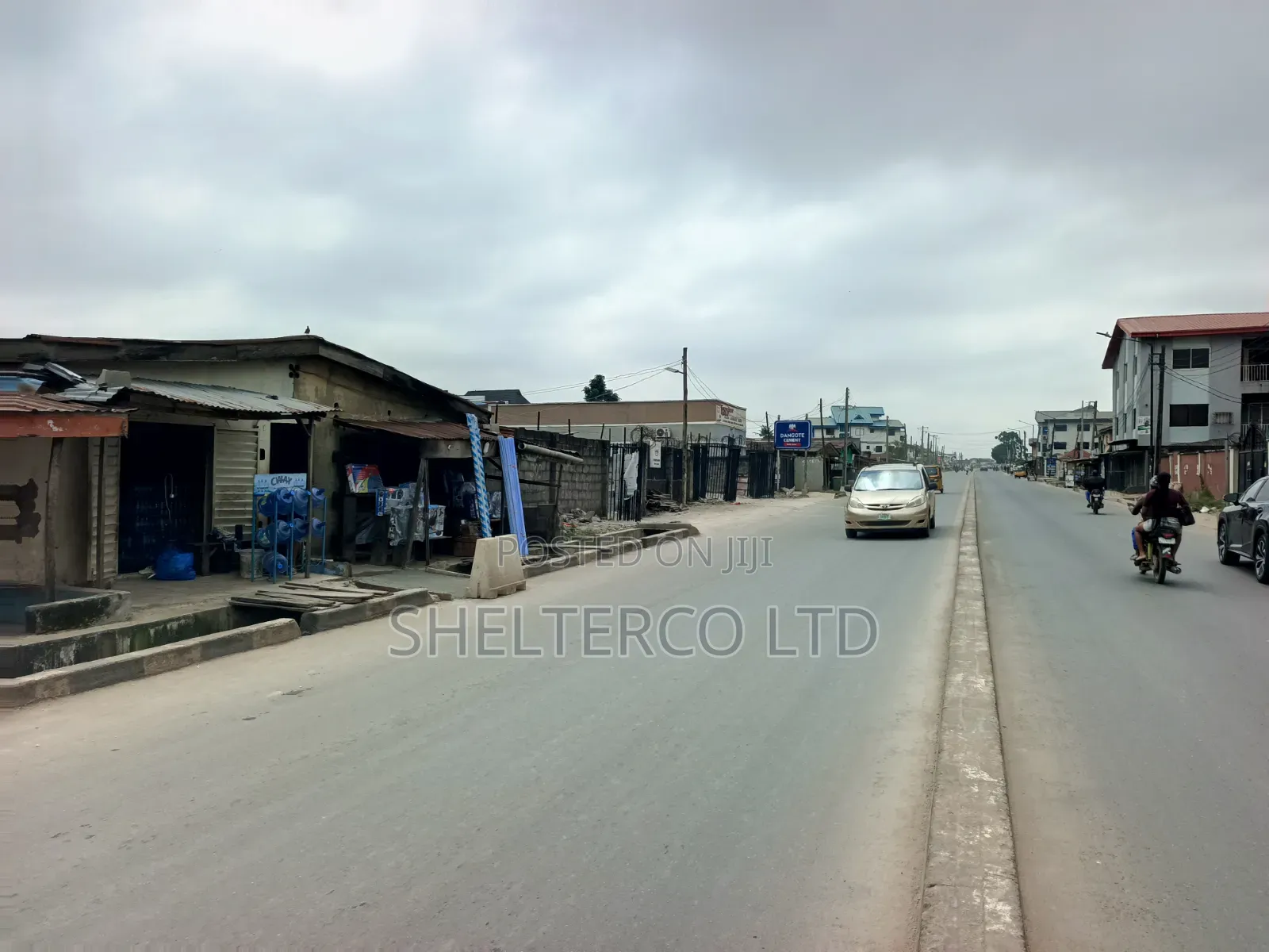 11bdrm House in Road, Fagba for sale in Fagba