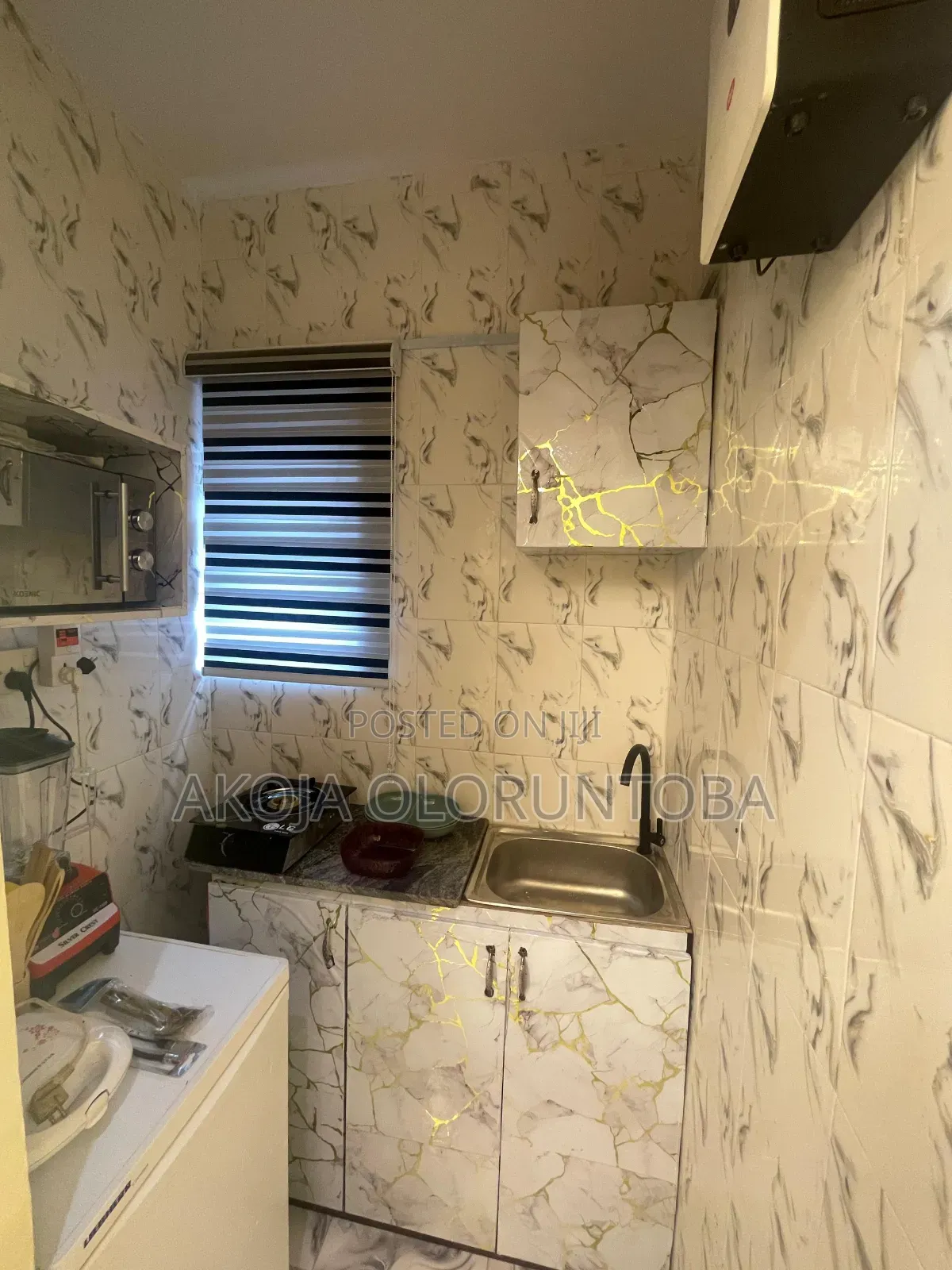 M7 Suite Is a Short Let Apartment Located at Akoka With Free WiFi. in Bariga / Shomolu