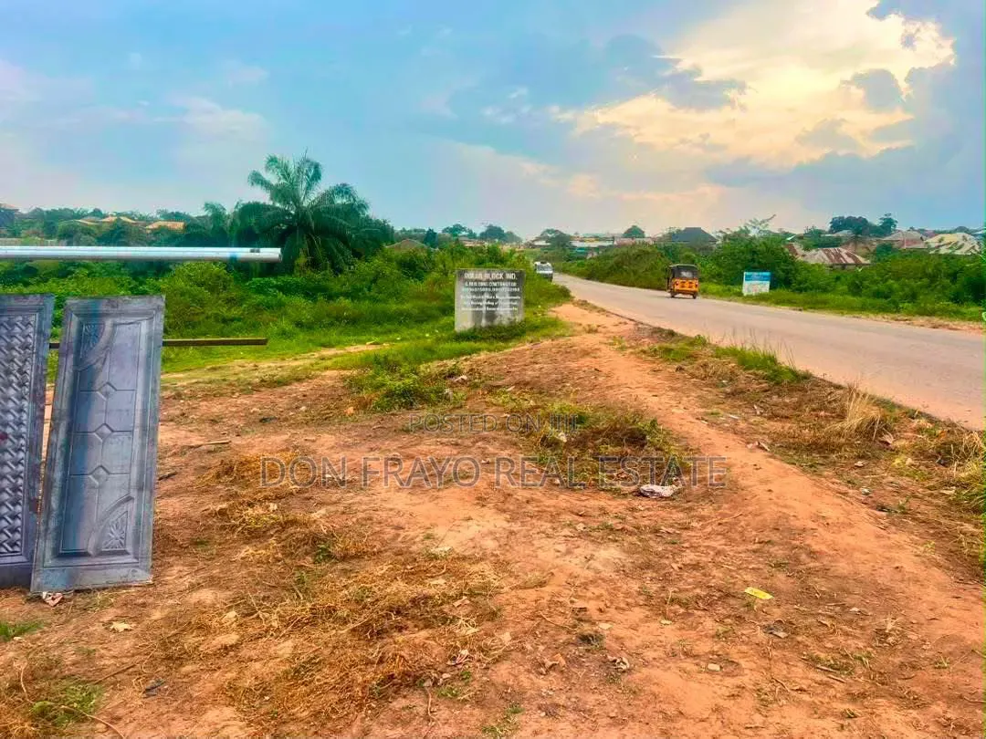 602 SQM of Commercial Land for Sale at Erunmu / Lalupon Road in Iwo Road