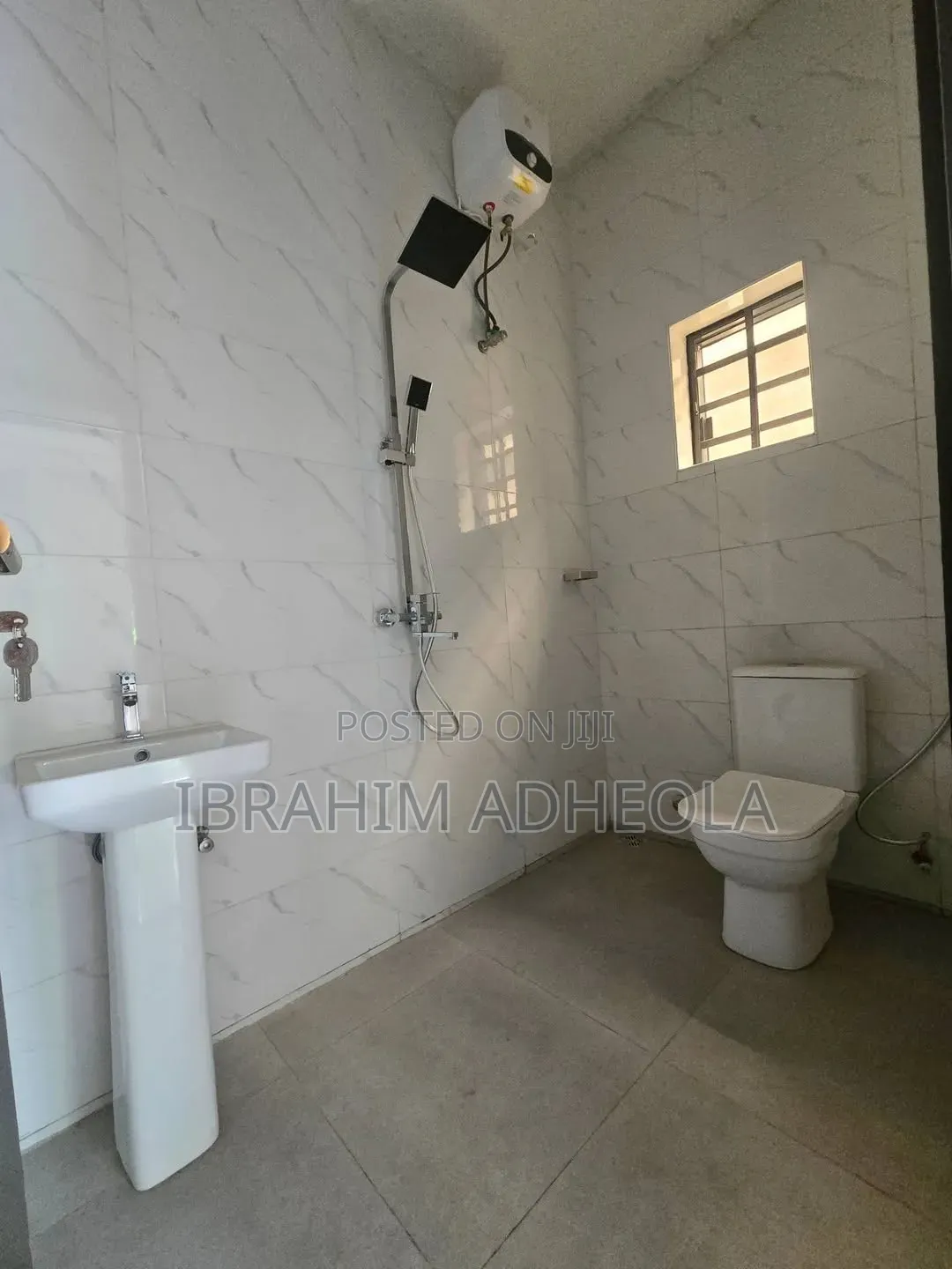 4bdrm Duplex in Yaba, Tejuosho for sale in Tejuosho