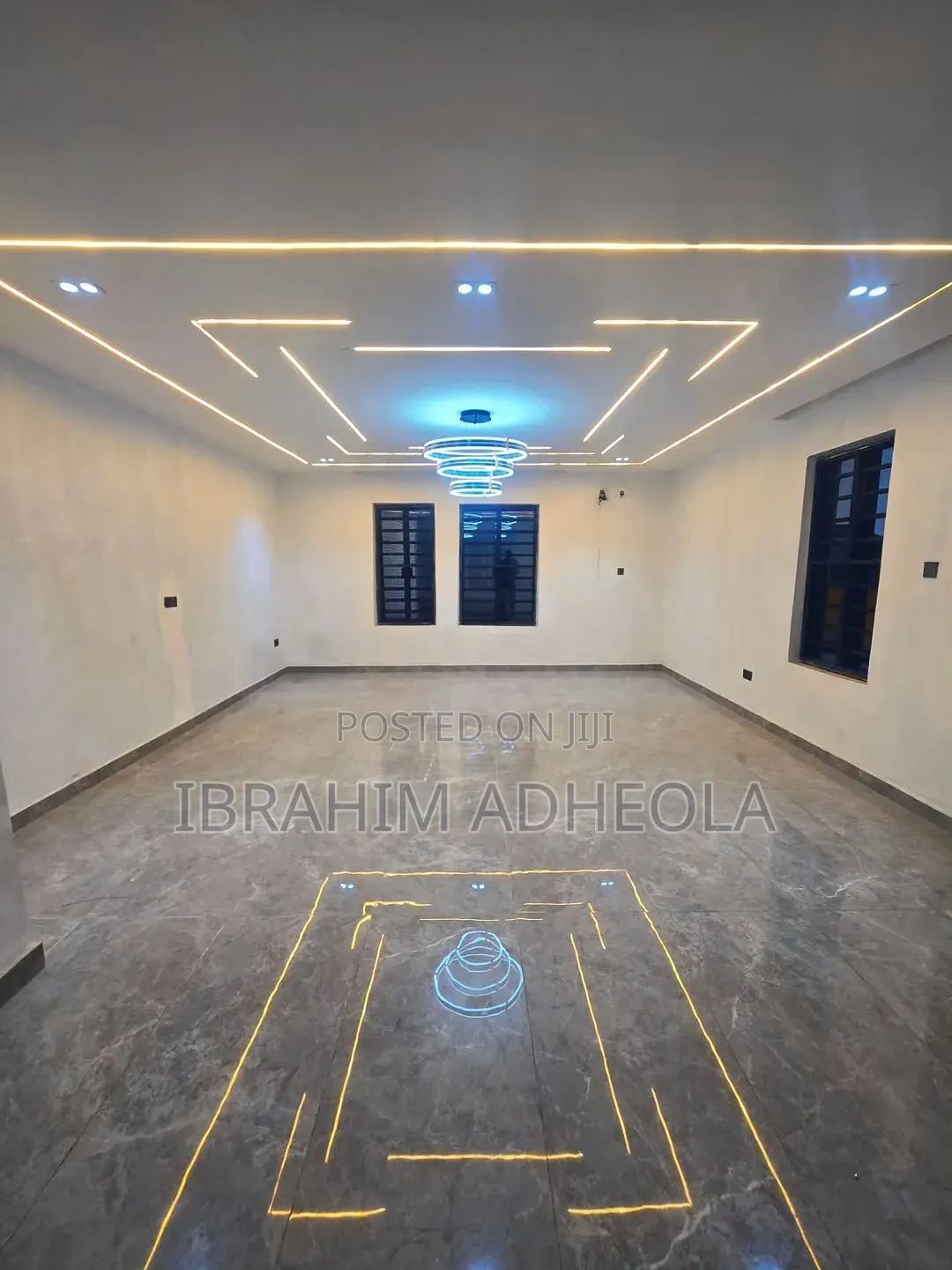 4bdrm Duplex in Yaba for sale in Sabo / Yaba