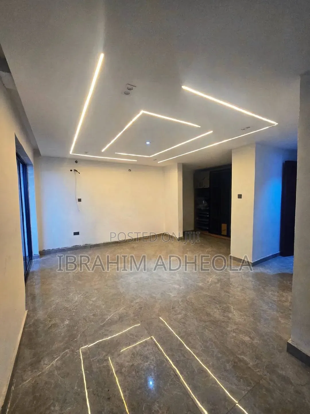 4bdrm Duplex in Yaba for sale in Sabo / Yaba