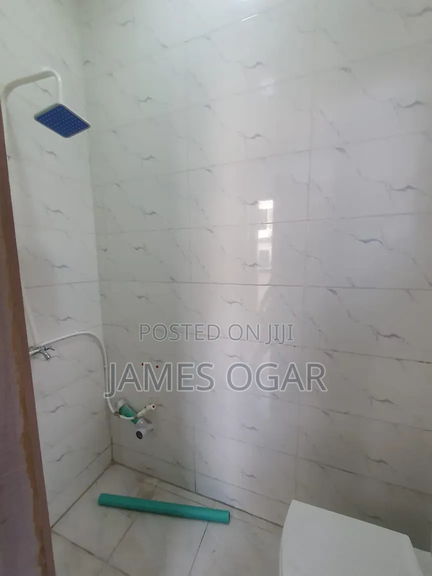 1bdrm Shared Apartment in Van Daniel Estates, Chevron for rent in Chevron