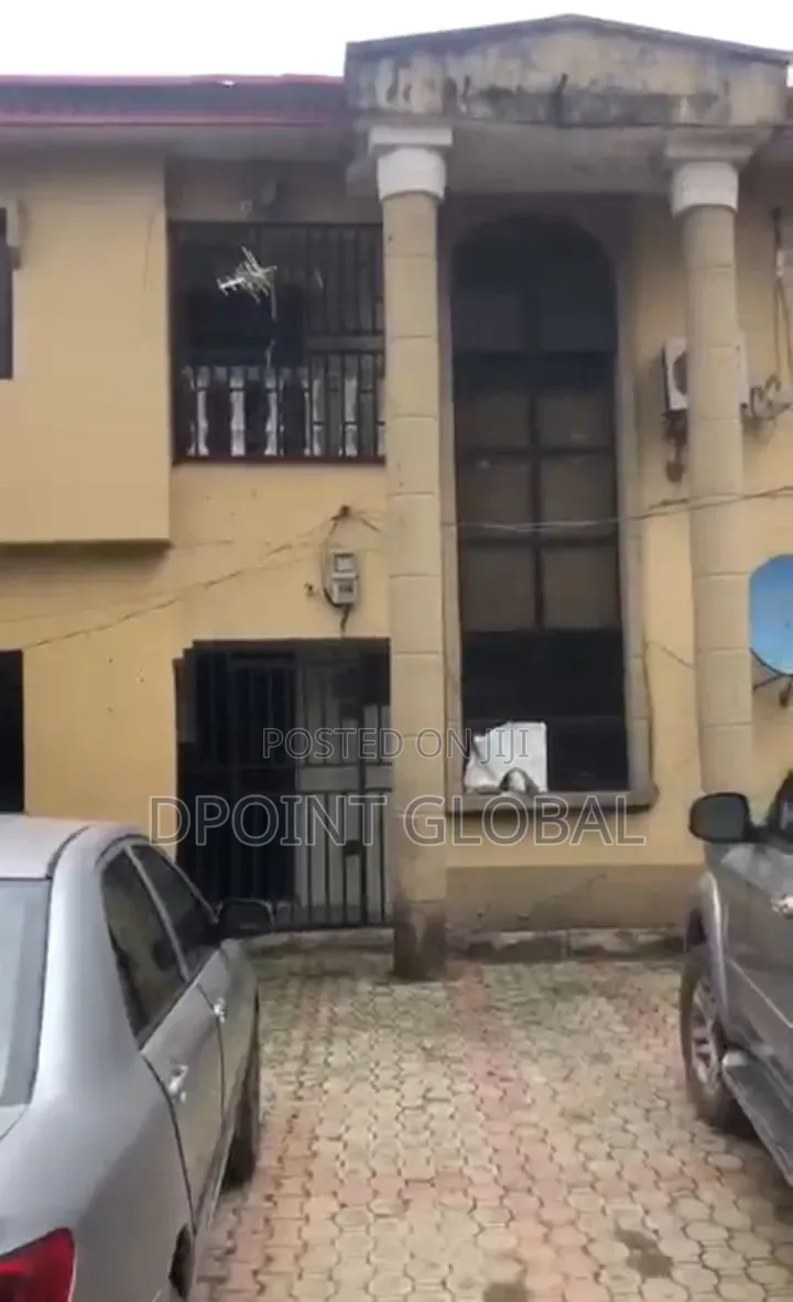 12bdrm Block of Flats in Gowon Estate, Egbeda for sale in Egbeda