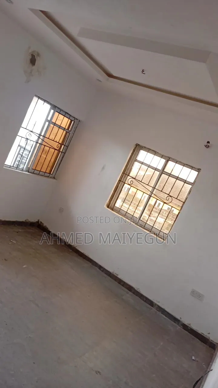 3bdrm Bungalow in Estate Bogije for sale in Bogije