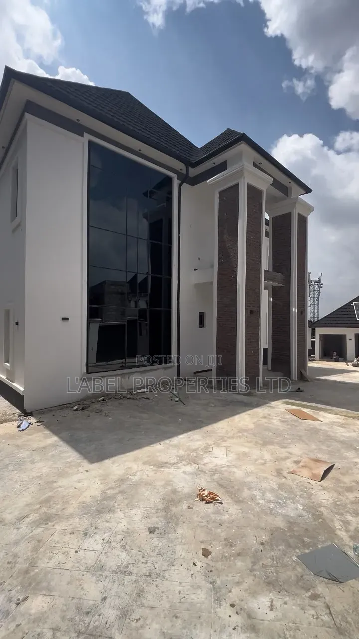 5bdrm Duplex in Galadimawa for sale in Galadimawa