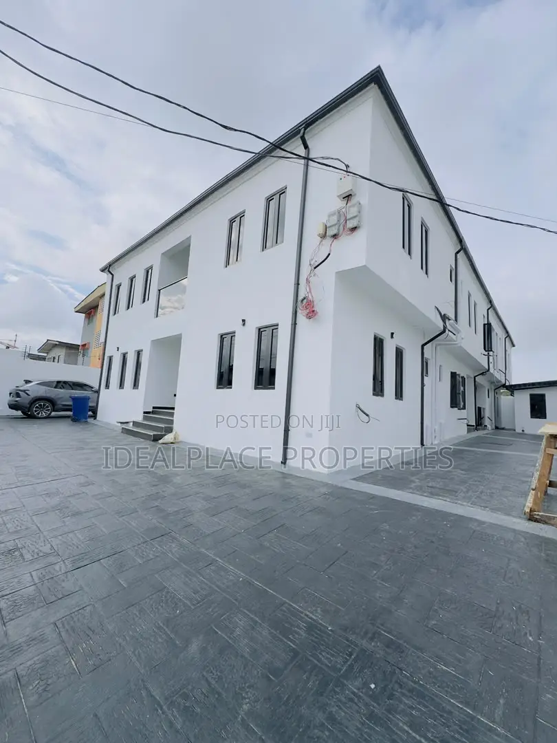 3bdrm Apartment in Gbagada for sale in Gbagada