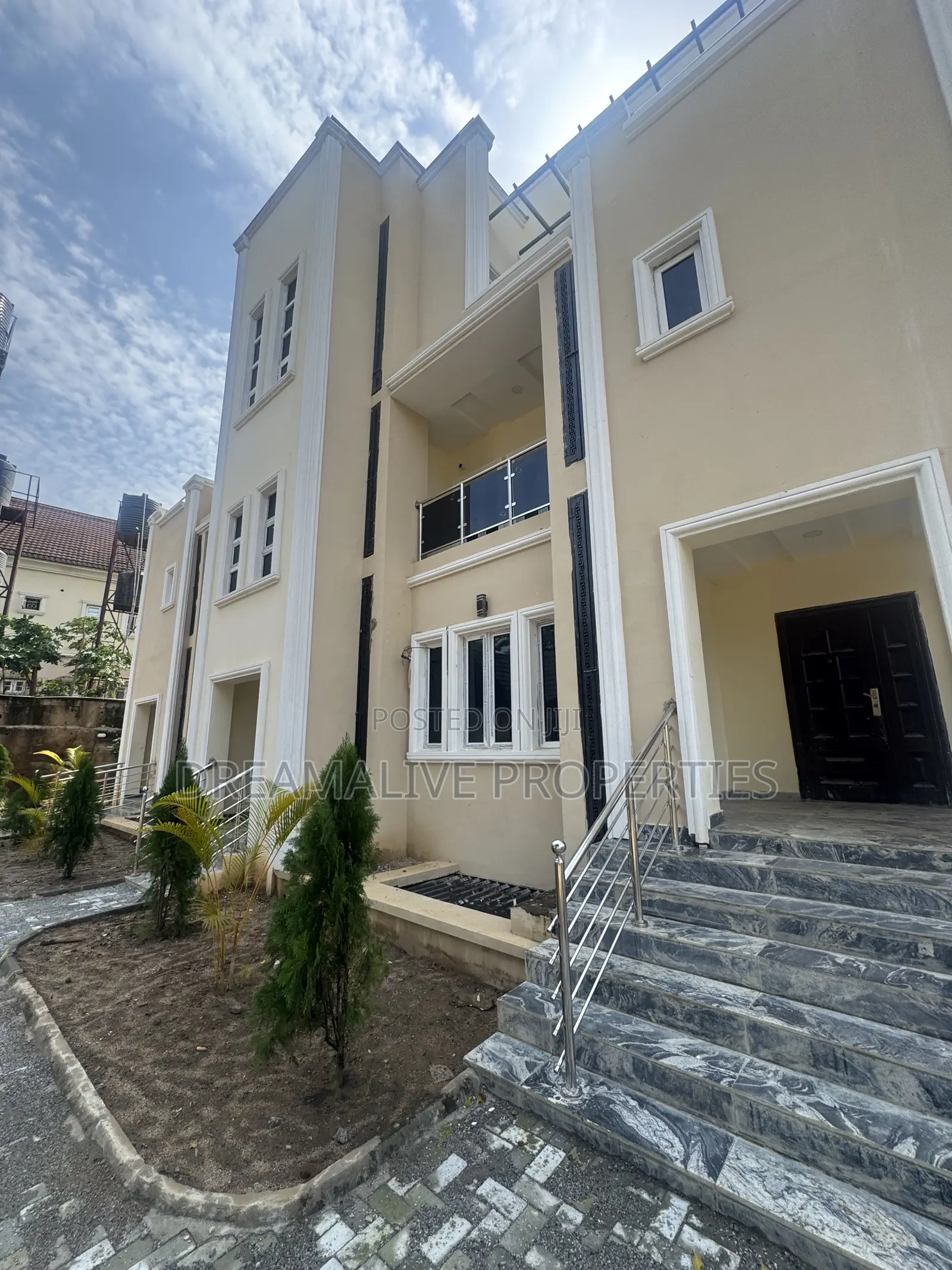 4bdrm Duplex in Gwarinpa for rent in Gwarinpa