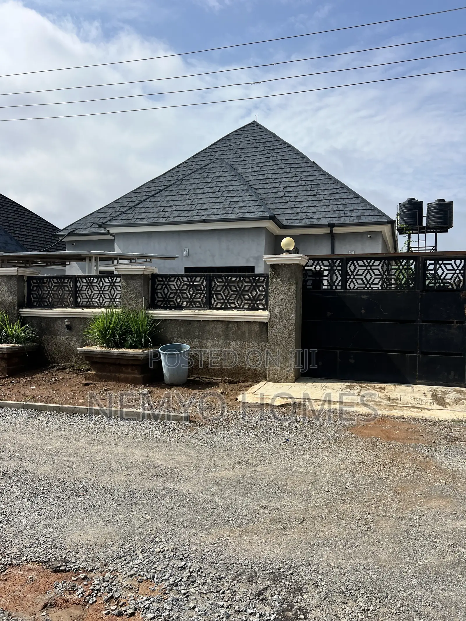 3bdrm Bungalow in Galadimawa for sale in Galadimawa