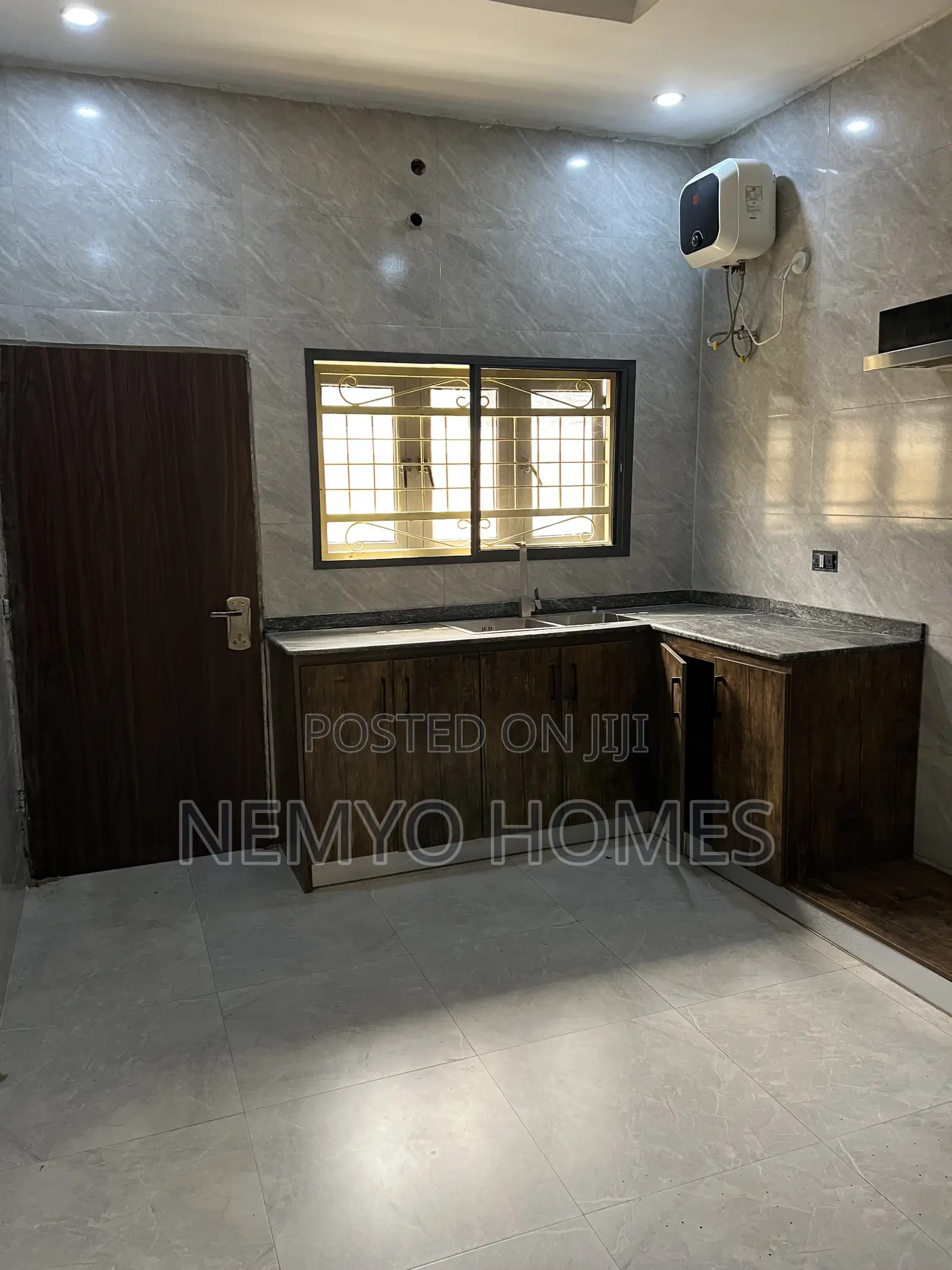 3bdrm Bungalow in Galadimawa for sale in Galadimawa