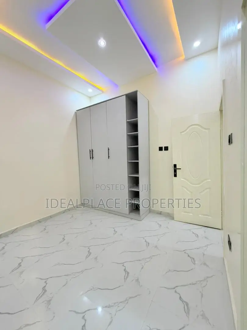 3bdrm Townhouse/Terrace in Gbagada for sale in Gbagada
