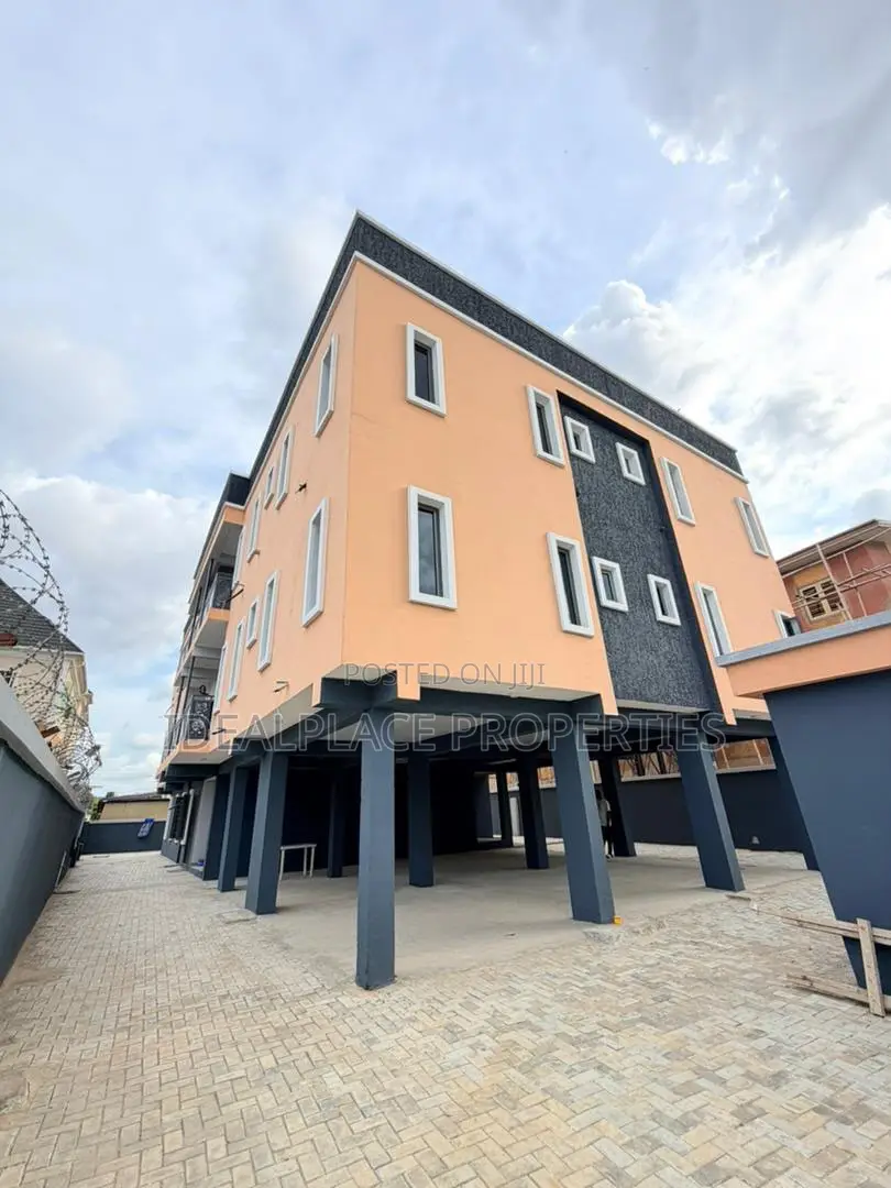 3bdrm Apartment in Gbagada for sale in Gbagada