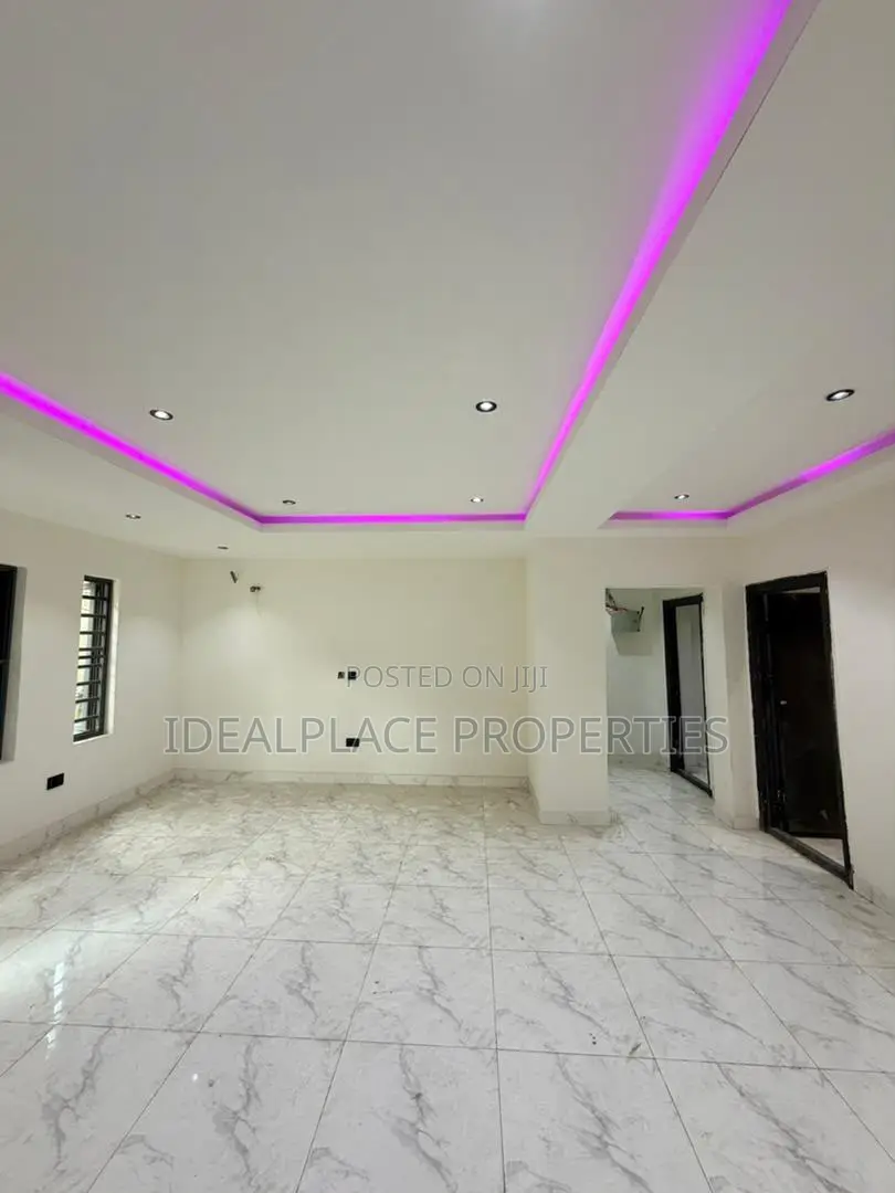3bdrm Apartment in Gbagada for sale in Gbagada