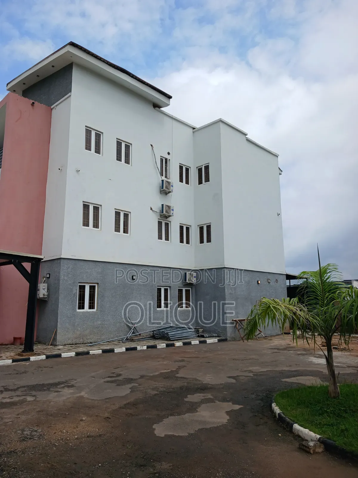 5bdrm Duplex in Dawaki for sale in Dawaki