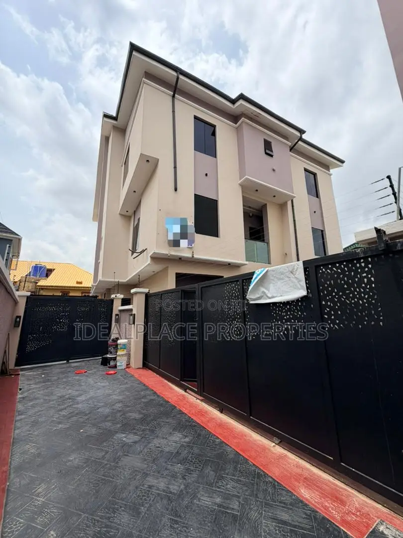 4bdrm Duplex in GRA Phase 1 for sale in GRA Phase 1