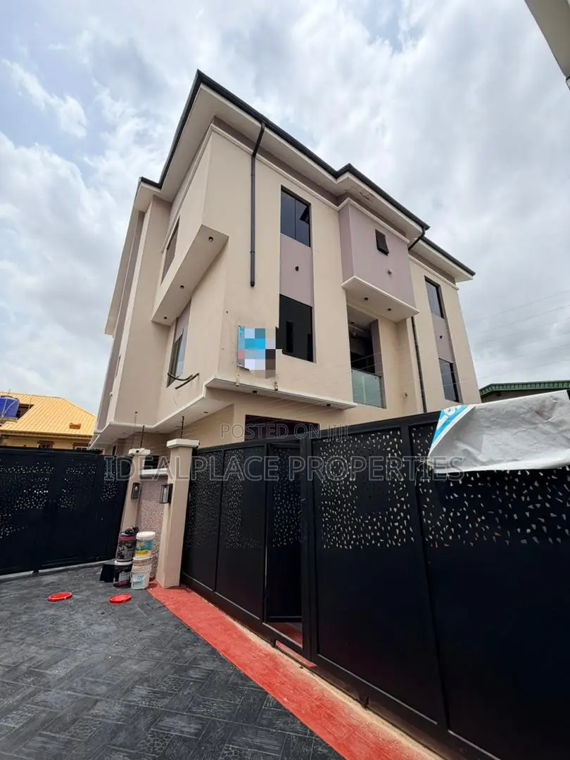 4bdrm Duplex in GRA Phase 1 for sale in GRA Phase 1