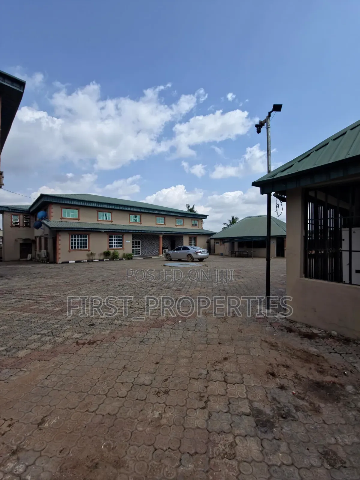 36 Room Hotel in Eleyele