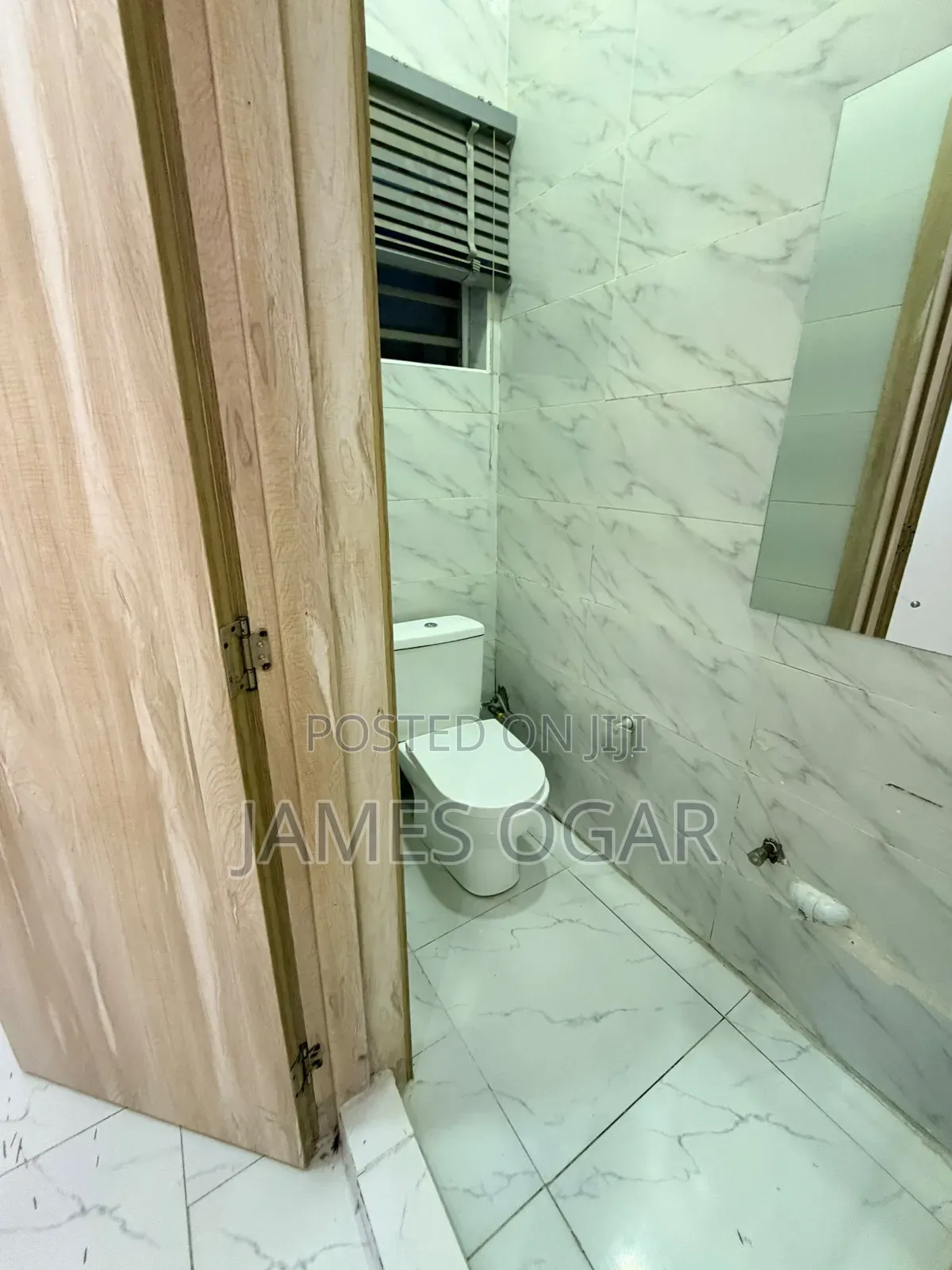 Studio Apartment in Royal Pines, Chevron for rent in Chevron