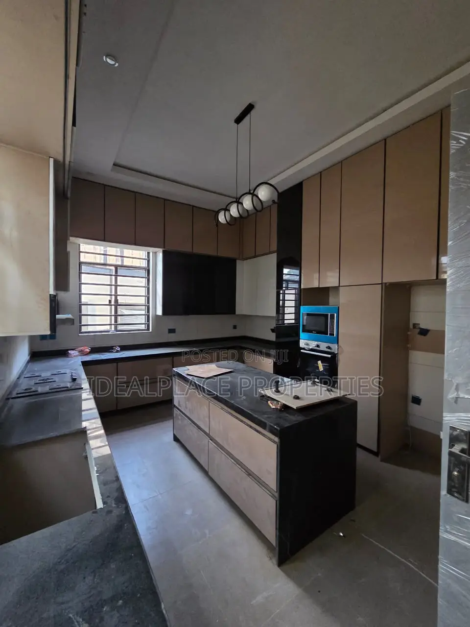5bdrm Duplex in Omole Phase 1 for sale in Omole Phase 1
