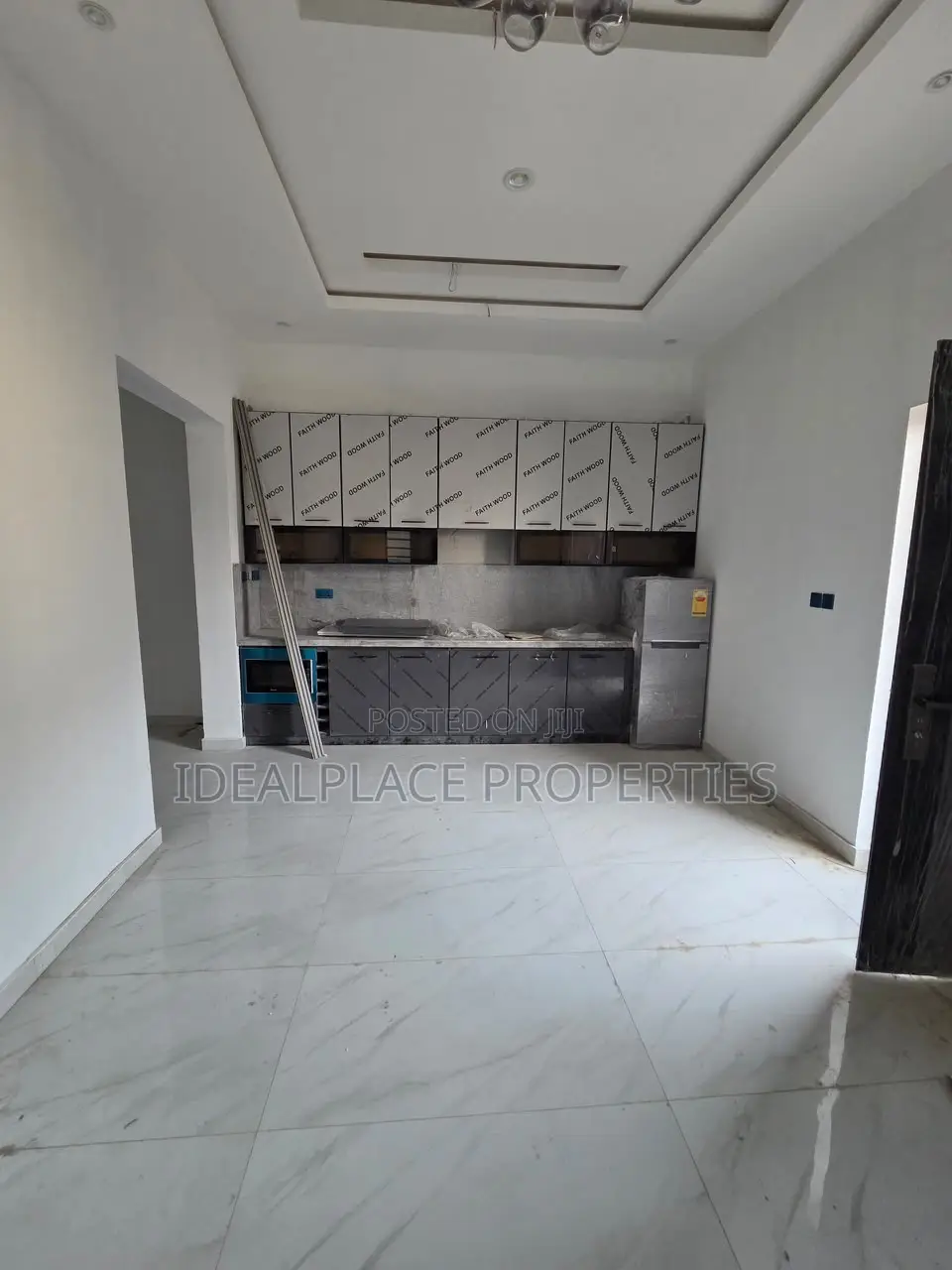 5bdrm Duplex in Omole Phase 1 for sale in Omole Phase 1