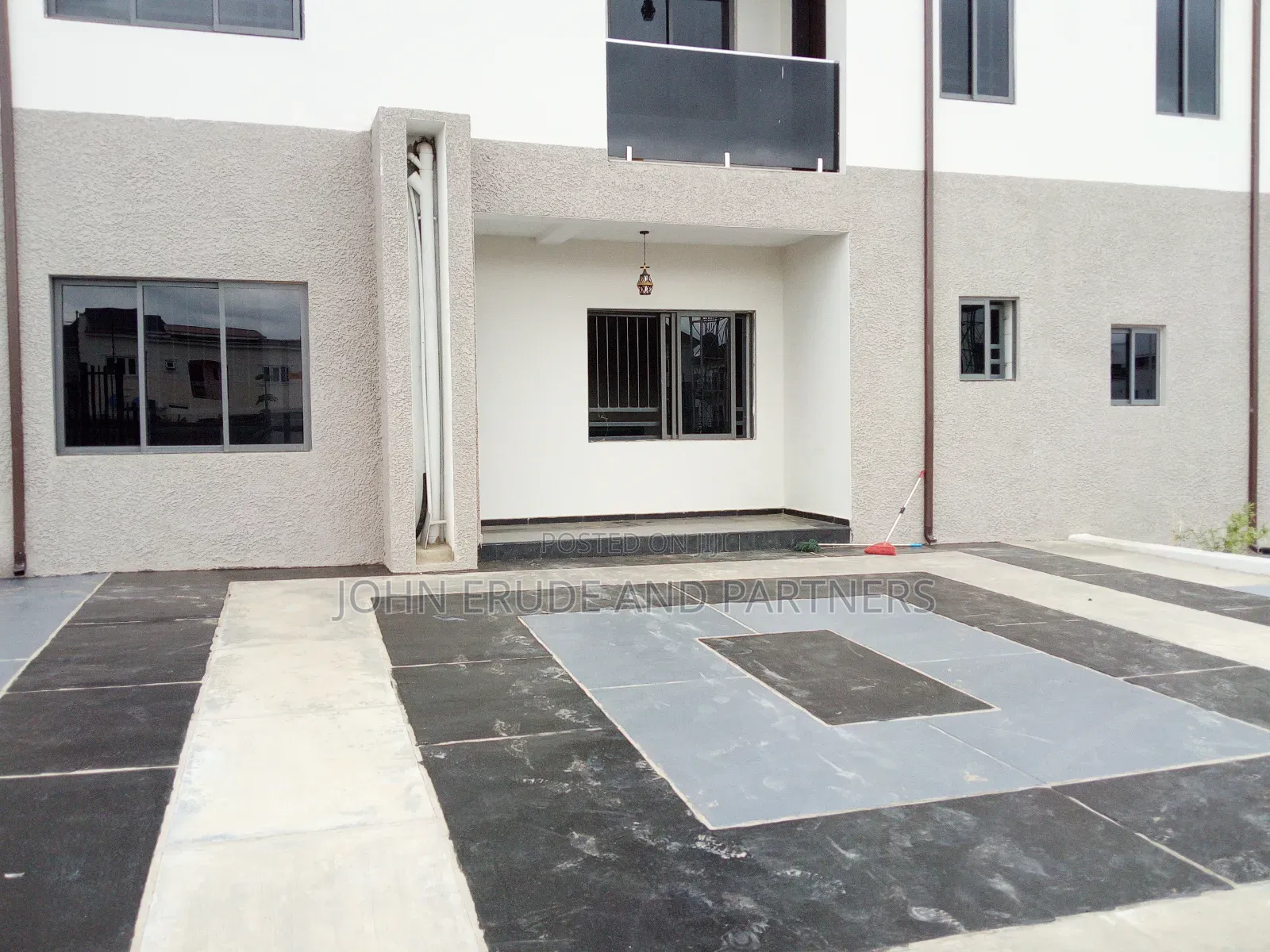 4bdrm Duplex in Jahi Main for sale in Jahi