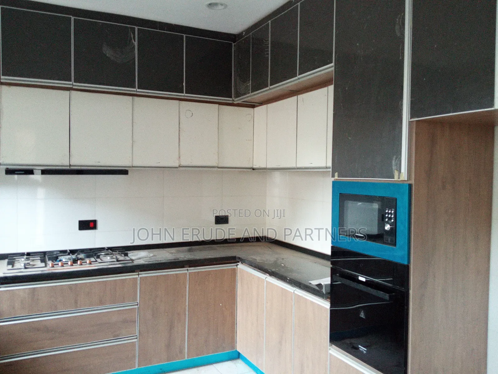 4bdrm Duplex in Jahi Main for sale in Jahi