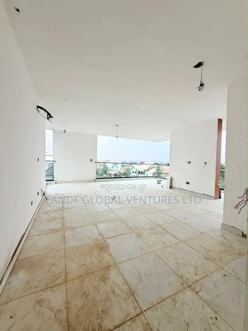 5bdrm Duplex in Ogudu GRA for sale in Ogudu GRA