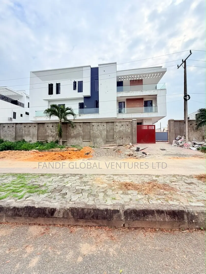 5bdrm Duplex in Ogudu GRA for sale in Ogudu GRA