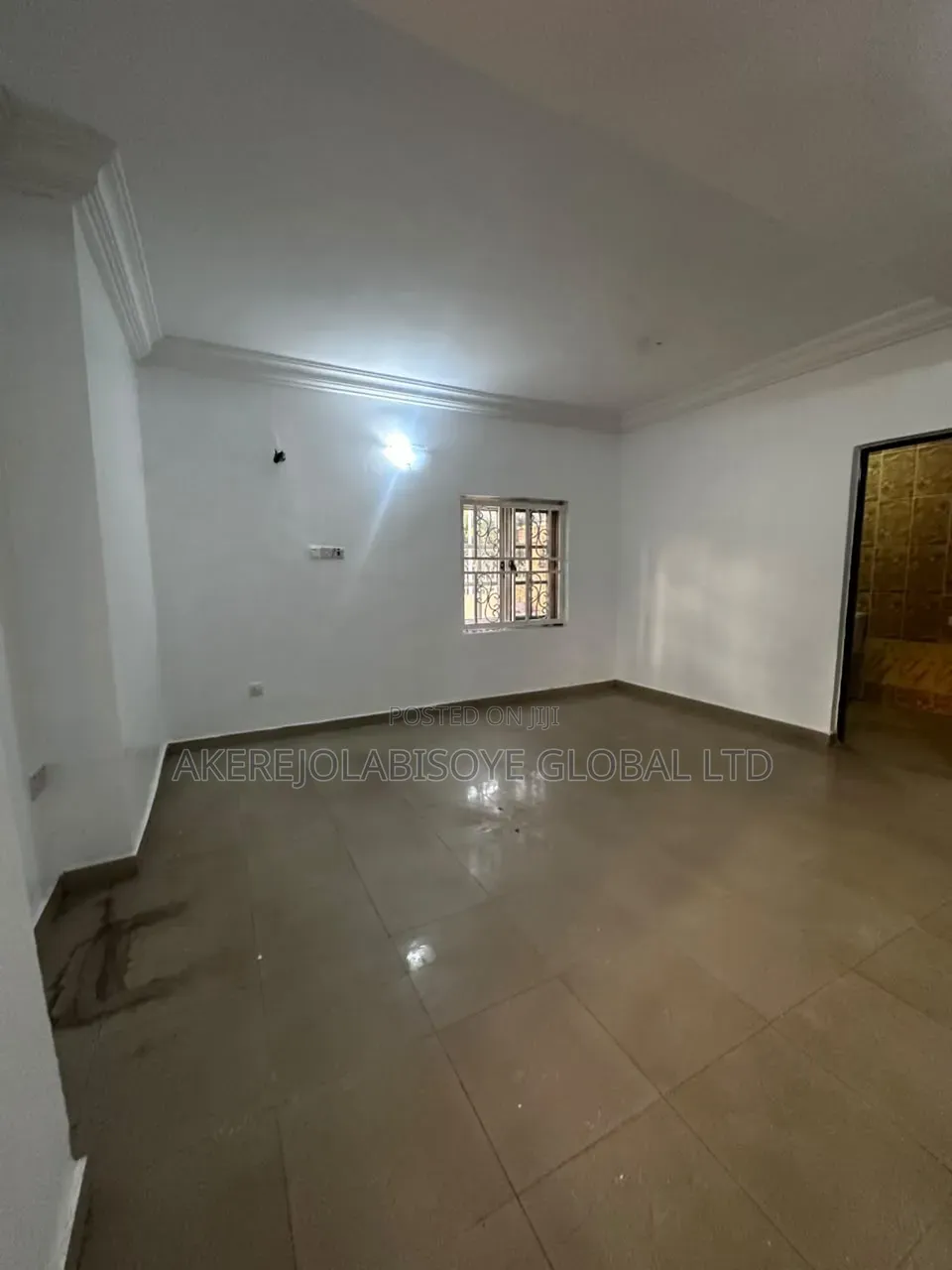 3bdrm Block of Flats in Wuse Zone Abuja for rent in Zone 5 / Wuse