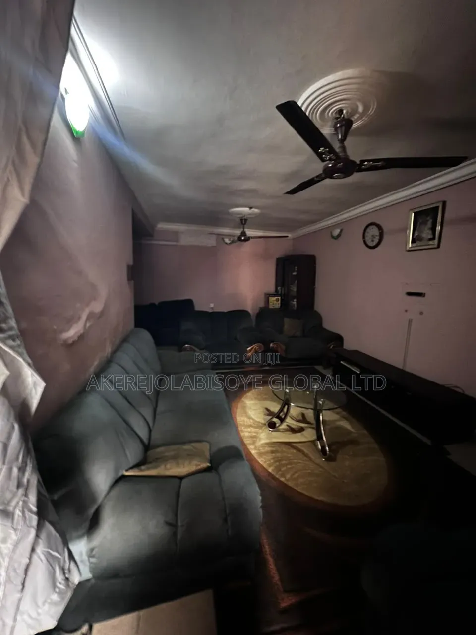 3bdrm Block of Flats in Wuse Zone Abuja for sale in Zone 5 / Wuse