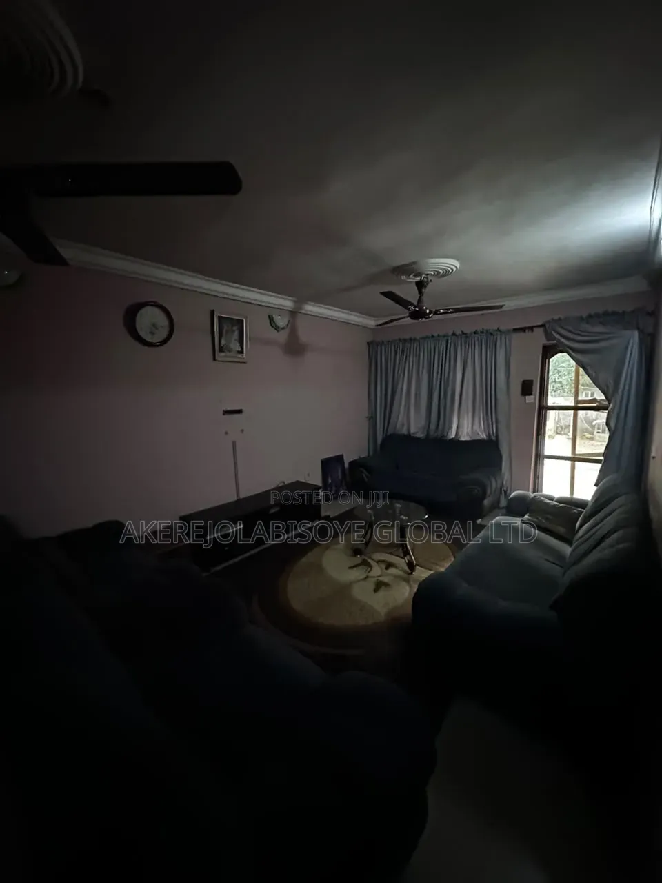 3bdrm Block of Flats in Wuse Zone Abuja for sale in Zone 5 / Wuse
