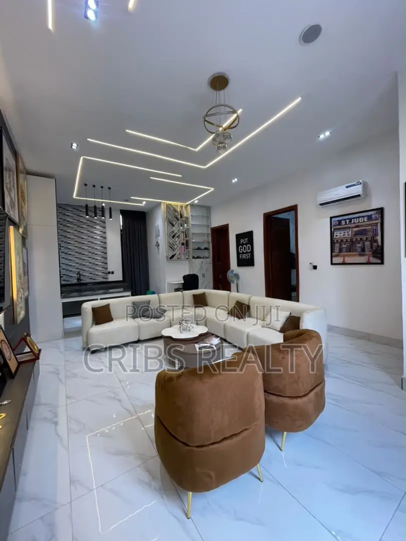 Furnished 2bdrm Apartment in Chevron for sale in Chevron