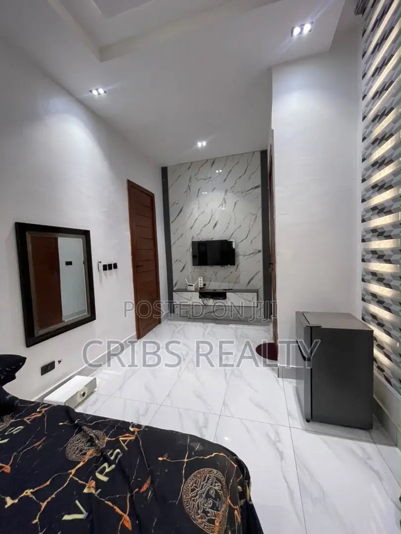 Furnished 2bdrm Apartment in Chevron for sale in Chevron