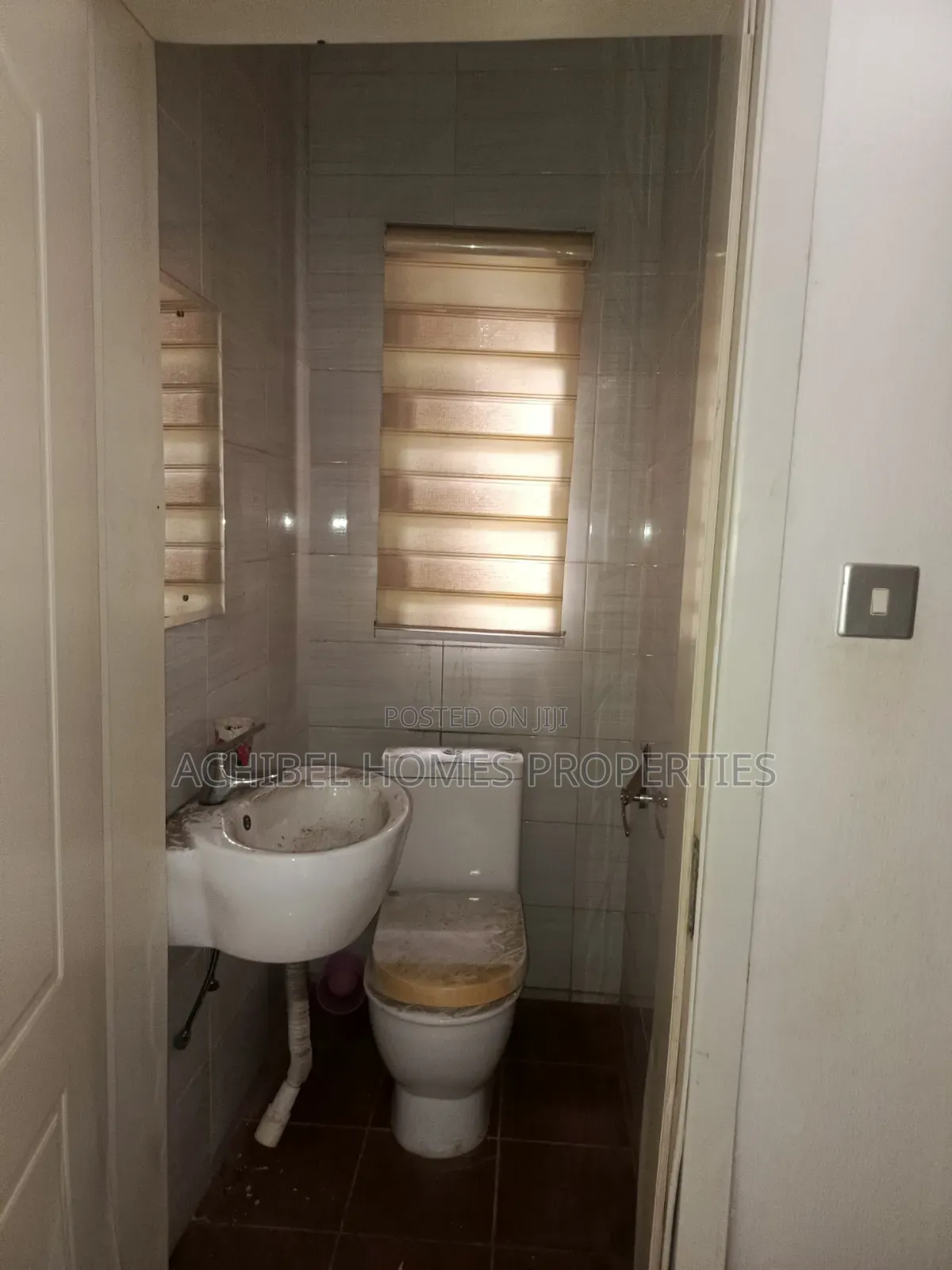 4bdrm Duplex in Off Freedom Way, Lekki Phase 1 for rent in Lekki Phase 1