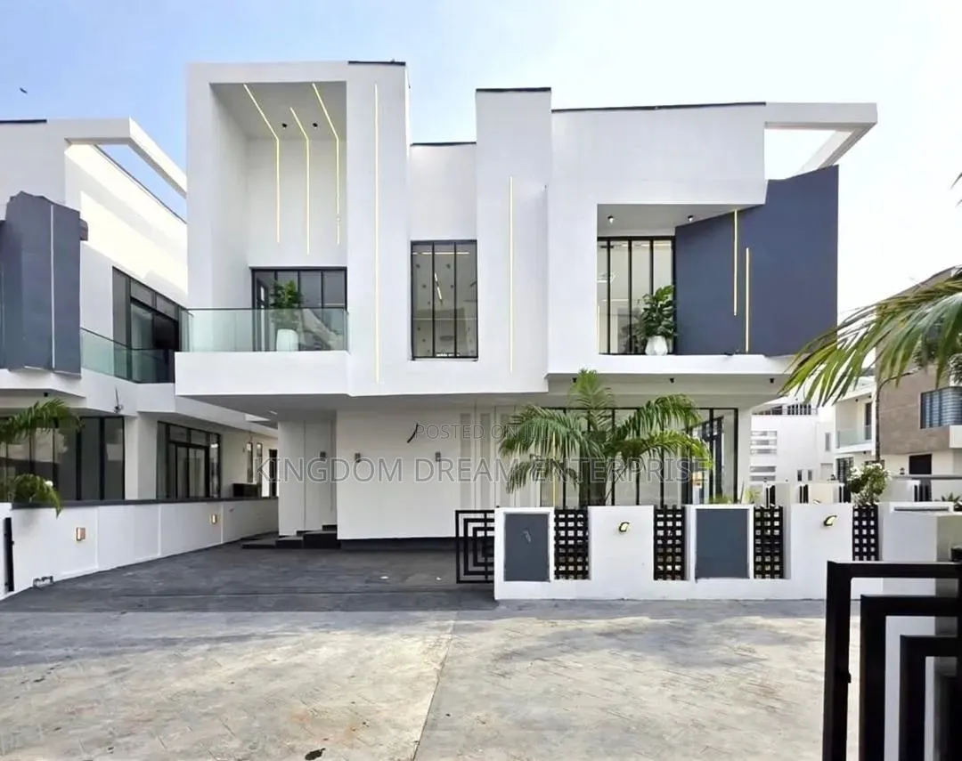 5bdrm Duplex in Chevron Drive Lekki for sale in Chevron