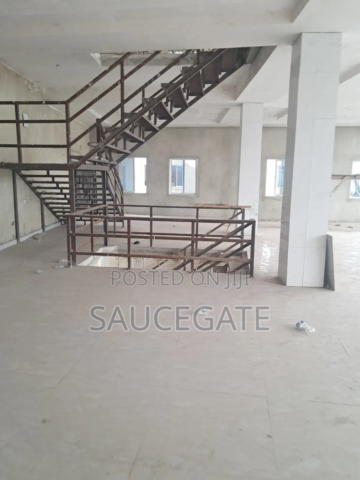 Banking Hall at Trade Fair New 400sqm Plus in Iba / Ojo
