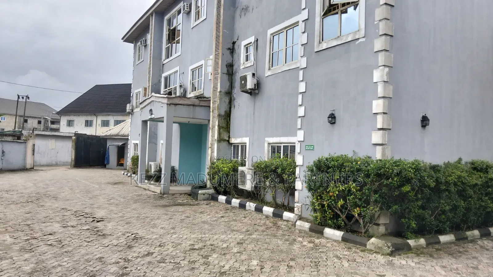 For Sale : 45 Rooms Hotel Near Obirikwere Flyover Port Harcourt in East West Road