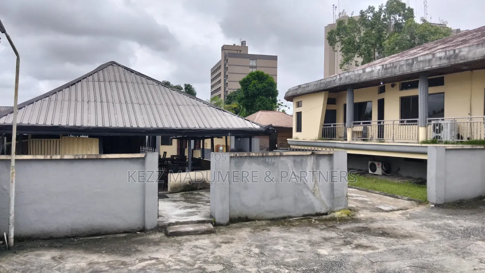 For Sale : Partially Functional 31 Rooms Hotel at New Gra, Ph in GRA Phase 2 / Port-Harcourt