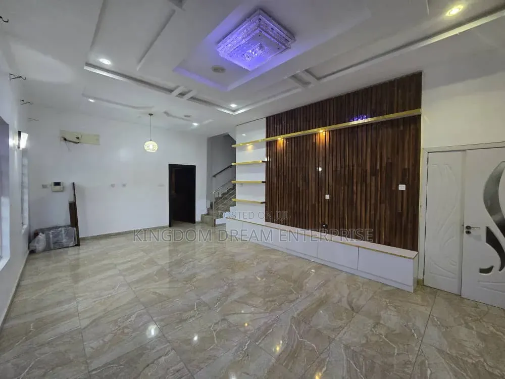 5bdrm Duplex in Agungi Lekki Lagos for rent in Agungi