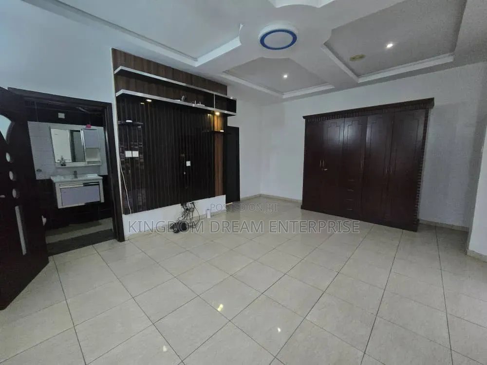 5bdrm Duplex in Agungi Lekki Lagos for rent in Agungi