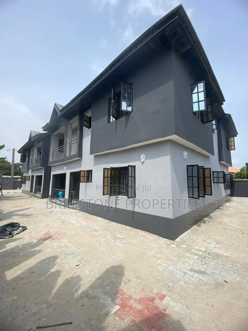 Furnished 3bdrm Apartment in Ogombo for rent in Ogombo