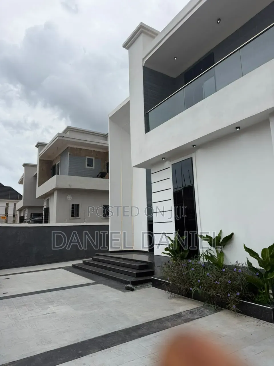 5 Bedroom Duplex Fully Detached in Enugu