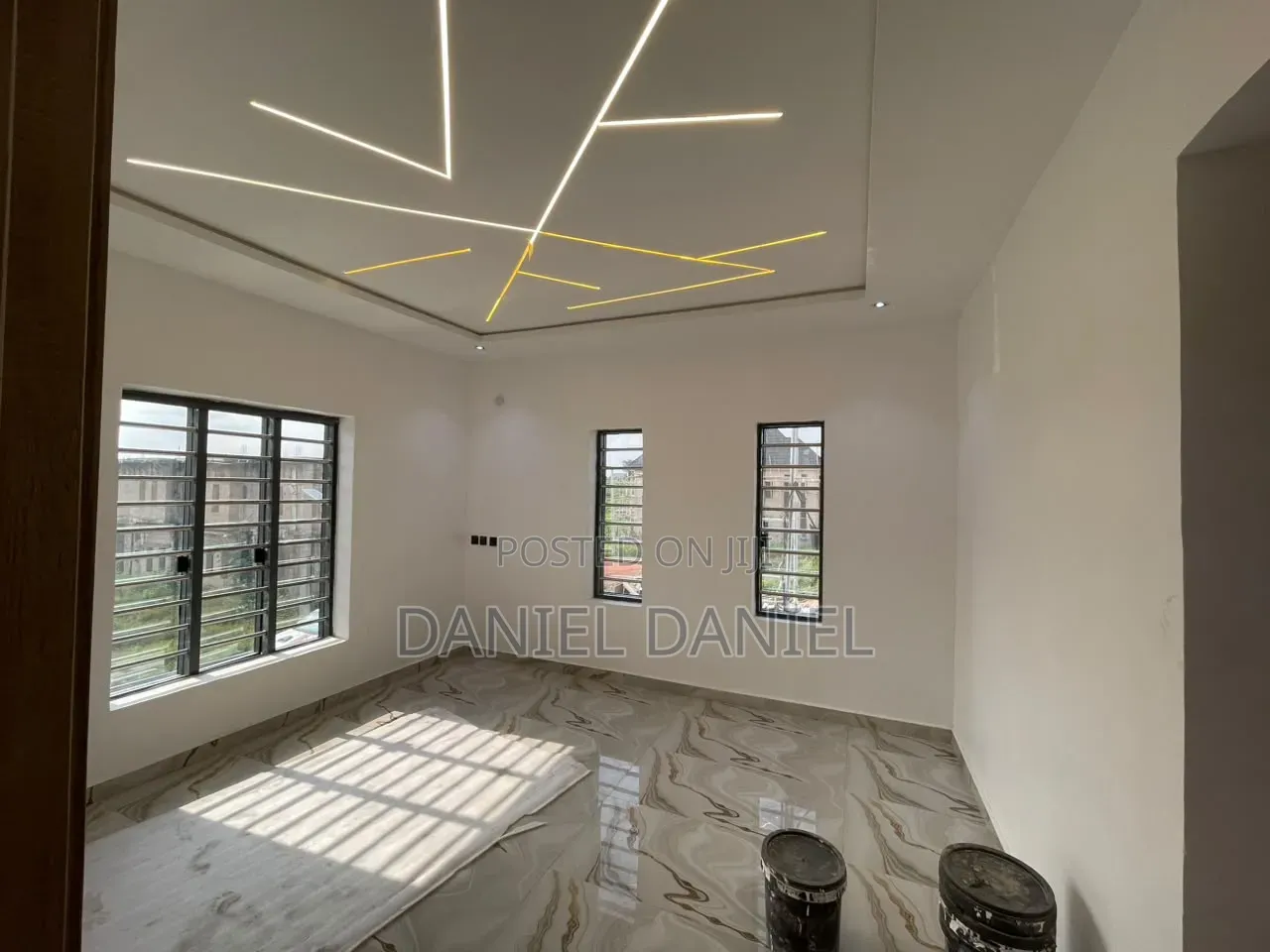 5 Bedroom Duplex Fully Detached in Enugu