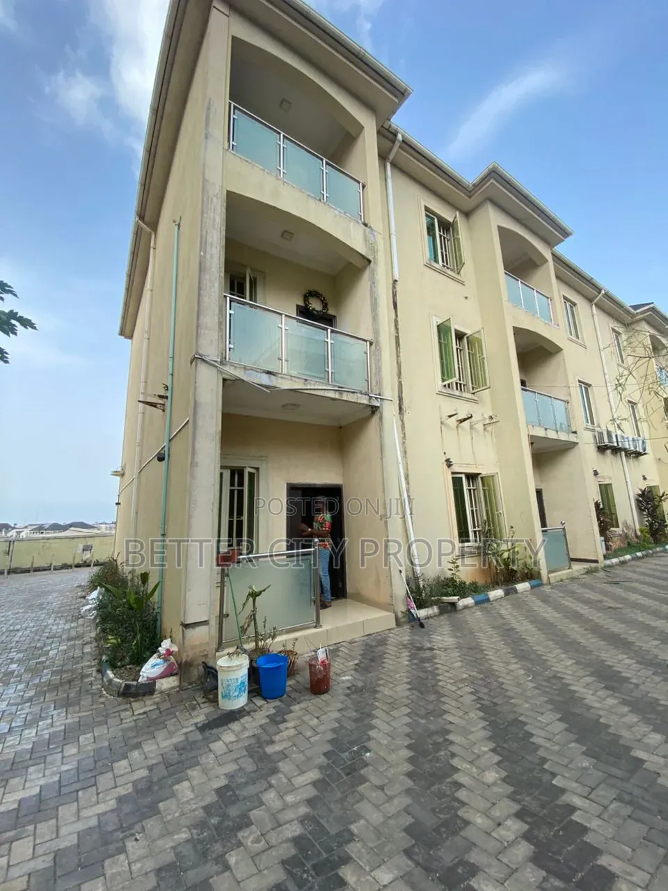 5bdrm Duplex in Magodo Gra Phase 1 for rent in GRA Phase 1