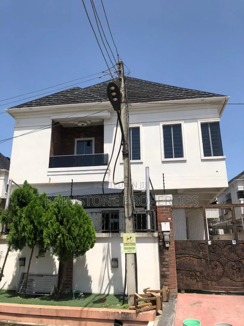 Furnished 4bdrm Duplex in Chevron for rent in Chevron