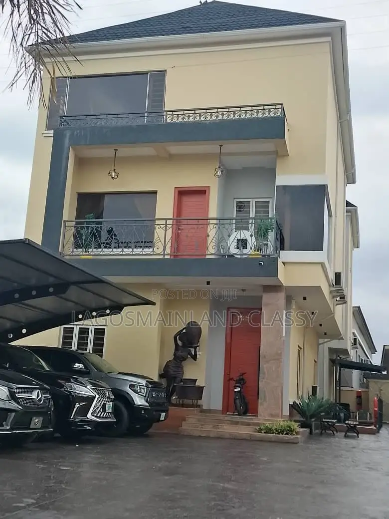 Furnished 6bdrm Duplex in Magodo Phase 2 for sale in GRA Phase 2 Shangisha