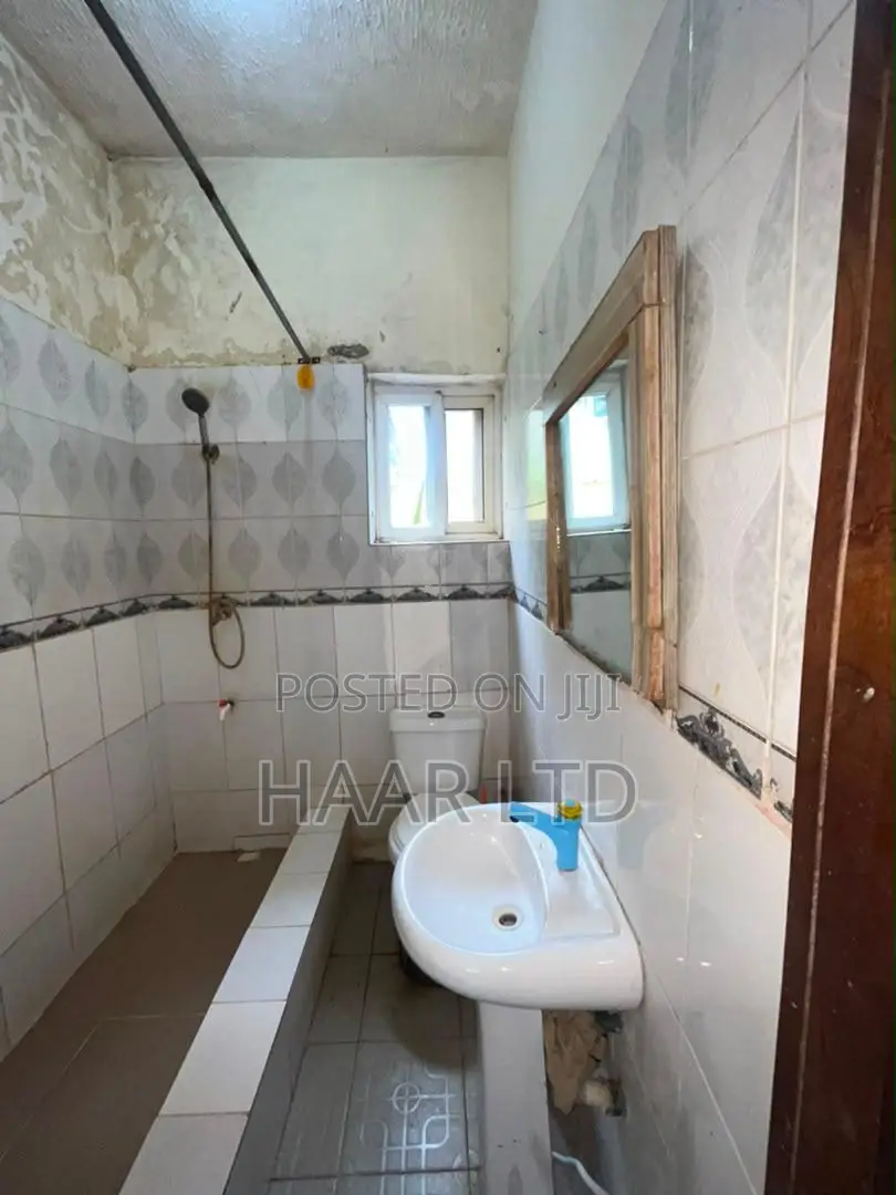 3bdrm Apartment in Chevron for sale in Chevron