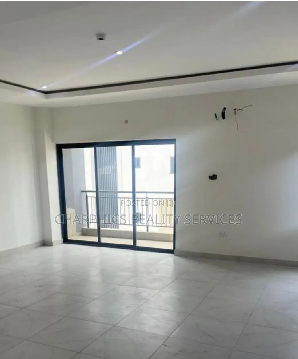 2bdrm Apartment in Awolowo Way for rent in Awolowo Way