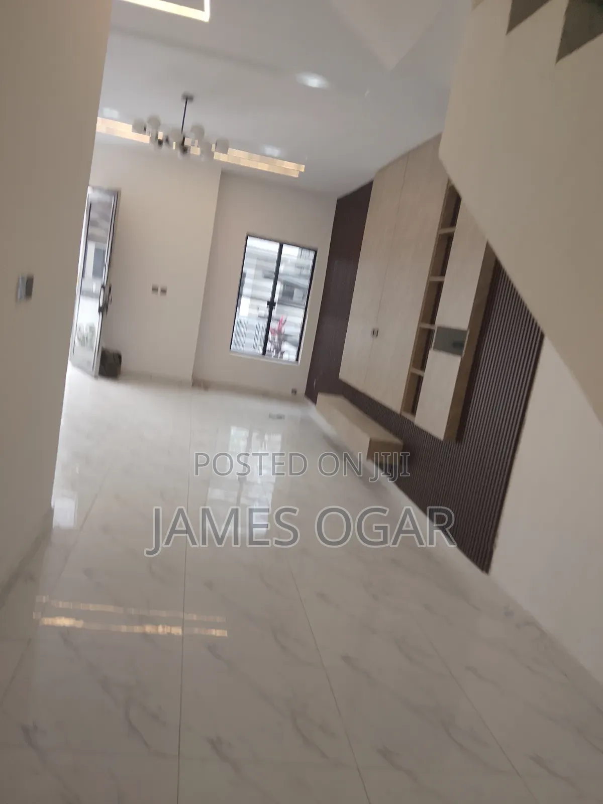 4bdrm Duplex in Orchid Road, Chevron for rent in Chevron